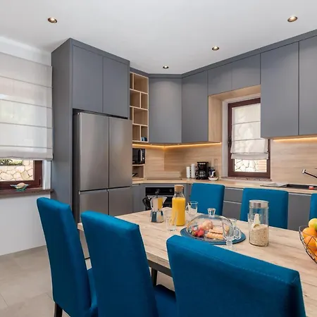 Uhac Mošćenička Draga